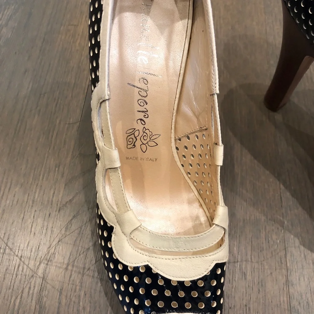 Artsy patent leather black-and-white pumps - Picture 4 of 5